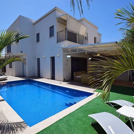 אמה וילה ריזורט Villa Hadera Exterior foto